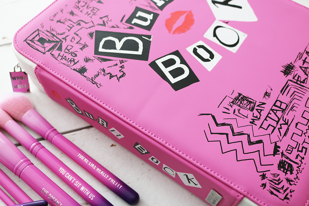 Christmas Gifts For Makeup Lovers | Mean Girls Spectrum Burn Book and Brushes