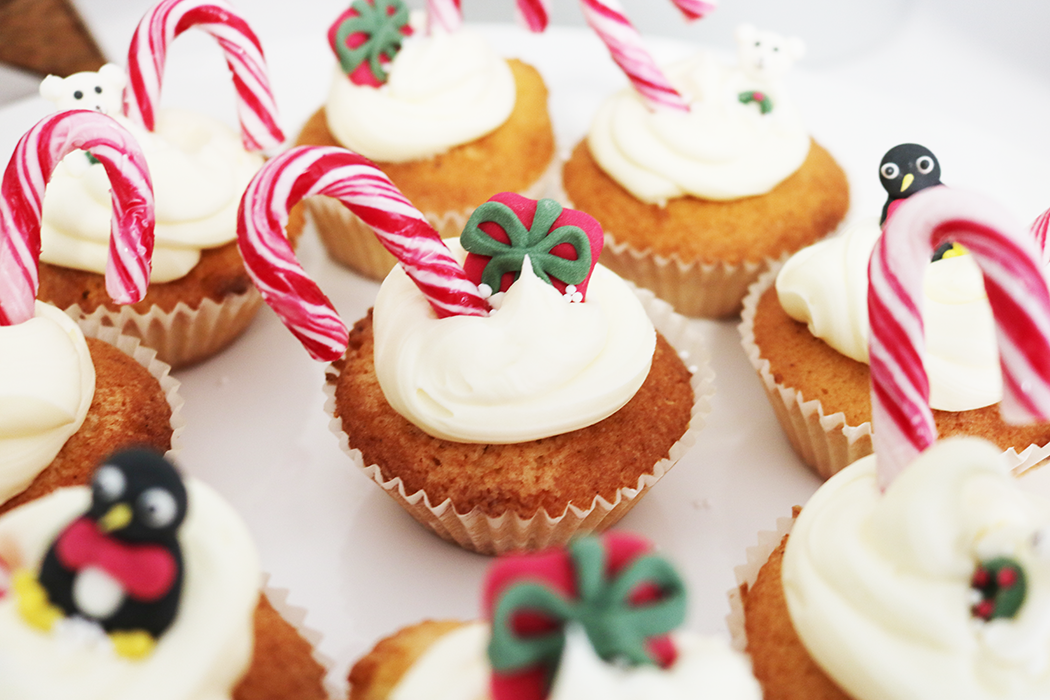 candy cane cupcakes