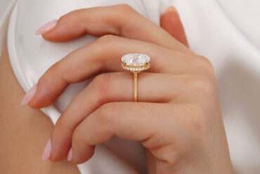 oval engagement rings