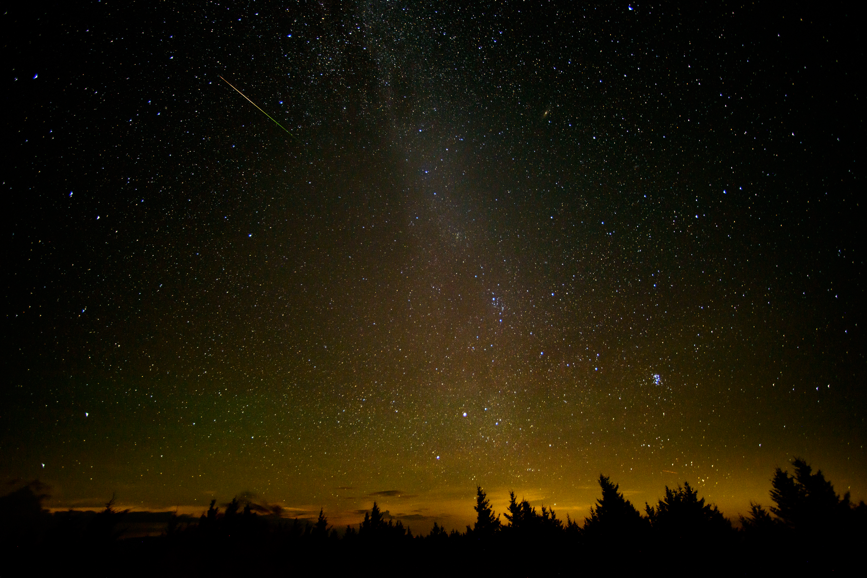 Perseids 2026 peak meteor shower viewing tips