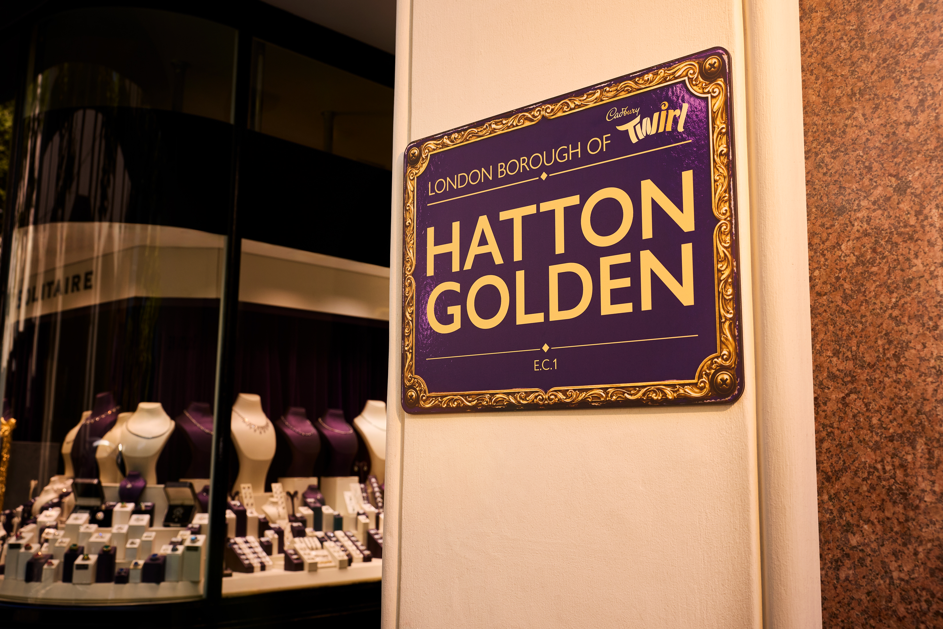 Cadbury golden twirl